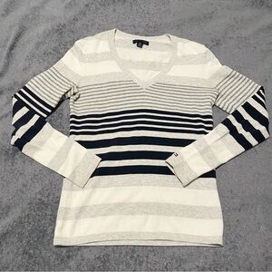 Tommy Hilfiger Womens White Logo Flag Cotton Long Sleeve Pullover Sweater Sz XS